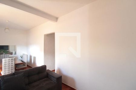 Sala de casa à venda com 2 quartos, 200m² em Jardim Guanabara, Belo Horizonte