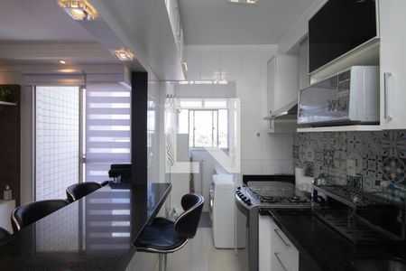 Cozinha e Área de Serviço de apartamento à venda com 2 quartos, 49m² em Parque Edu Chaves, São Paulo