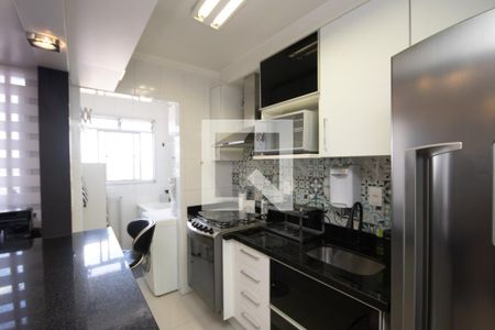 Cozinha e Área de Serviço de apartamento à venda com 2 quartos, 49m² em Parque Edu Chaves, São Paulo