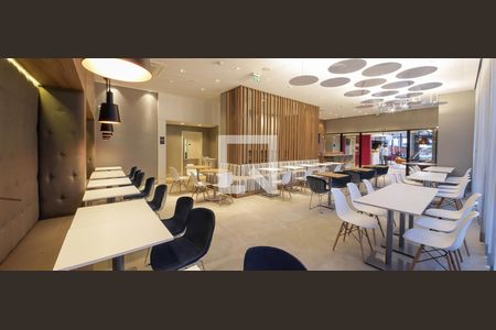 Studio para alugar com 34m², 1 quarto e sem vaga Studio para alugar com 34m², 1 quarto e sem vagaÁrea comum - Salão de festas