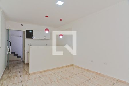 Sala de casa para alugar com 1 quarto, 55m² em Jardim Regina, São Paulo