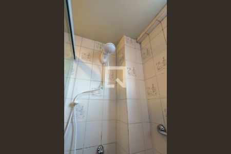 Banheiro de kitnet/studio para alugar com 1 quarto, 32m² em Alto da Glória, Curitiba