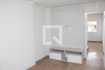 Sala 2 de casa de condomínio para alugar com 2 quartos, 80m² em Jardim Petropolis, Cotia