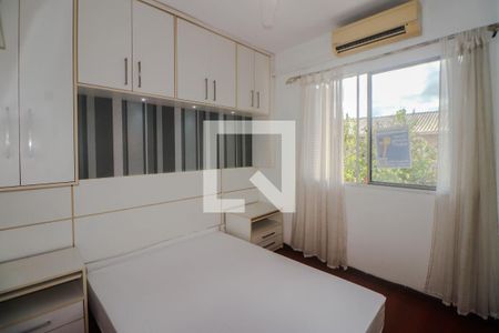 Quarto 1 de casa de condomínio para alugar com 3 quartos, 104m² em Humaitá, Porto Alegre