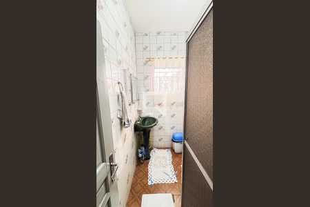 Casa à venda com 150m², 3 quartos e 2 vagas Casa à venda com 150m², 3 quartos e 2 vagasBanheiro