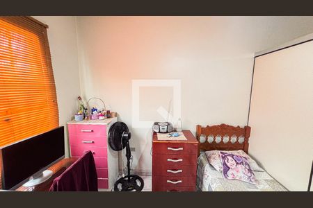 Casa à venda com 150m², 3 quartos e 2 vagas Casa à venda com 150m², 3 quartos e 2 vagasQuarto 2