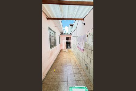 Casa à venda com 150m², 3 quartos e 2 vagas Casa à venda com 150m², 3 quartos e 2 vagasQuintal