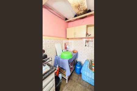 Casa à venda com 150m², 3 quartos e 2 vagas Casa à venda com 150m², 3 quartos e 2 vagasCozinha