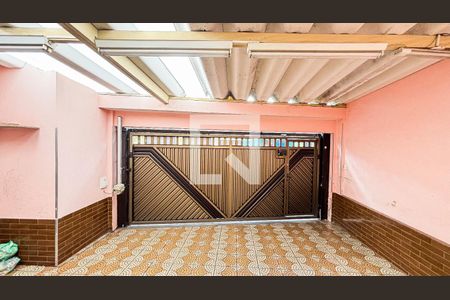 Casa à venda com 150m², 3 quartos e 2 vagas Casa à venda com 150m², 3 quartos e 2 vagasGaragem