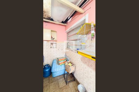 Casa à venda com 150m², 3 quartos e 2 vagas Casa à venda com 150m², 3 quartos e 2 vagasCozinha