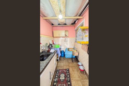 Casa à venda com 150m², 3 quartos e 2 vagas Casa à venda com 150m², 3 quartos e 2 vagasCozinha