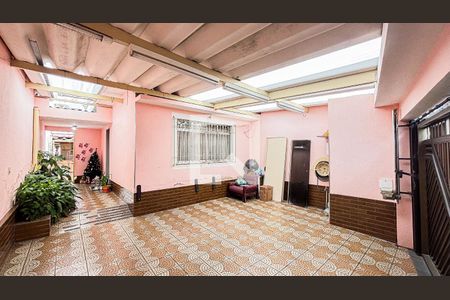 Casa à venda com 150m², 3 quartos e 2 vagas Casa à venda com 150m², 3 quartos e 2 vagasGaragem