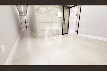 Sala de casa para alugar com 14 quartos, 369m² em Centro, Jundiaí