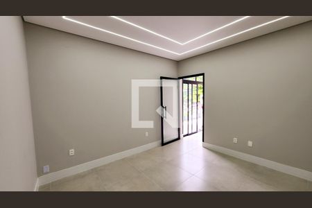 Sala de casa para alugar com 14 quartos, 369m² em Centro, Jundiaí