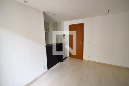 Sala de apartamento à venda com 2 quartos, 50m² em Todos Os Santos, Rio de Janeiro