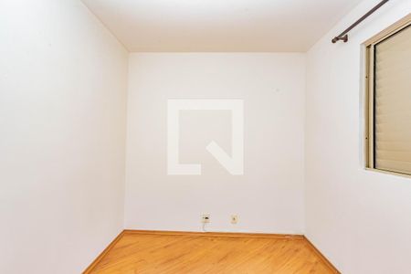 Quarto 2 de apartamento para alugar com 2 quartos, 61m² em Vila Vera, São Paulo