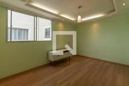 Sala de apartamento para alugar com 2 quartos, 44m² em São João Batista, Belo Horizonte