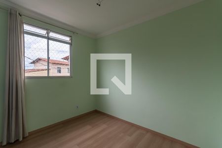 Quarto 2 de apartamento para alugar com 2 quartos, 44m² em São João Batista, Belo Horizonte