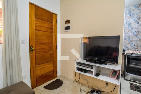 Sala de casa à venda com 2 quartos, 70m² em Jardim das Maravilhas, Santo André