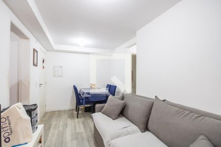 Sala de apartamento à venda com 2 quartos, 44m² em Novo Osasco, Osasco