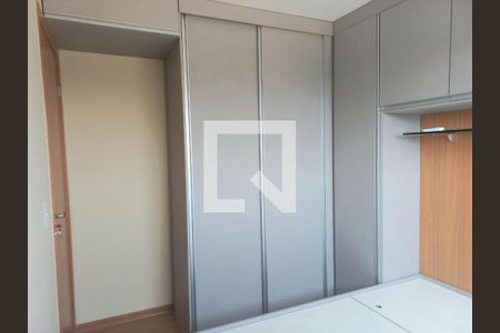 Foto 02 de apartamento à venda com 2 quartos, 63m² em Planalto, Belo Horizonte