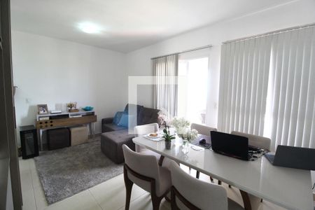 Sala de apartamento para alugar com 2 quartos, 69m² em Tubalina, Uberlândia