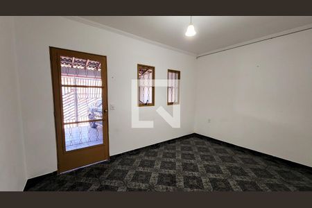 Sala de casa para alugar com 2 quartos, 110m² em Jardim Guanabara, Jundiaí