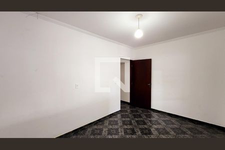 Sala de casa para alugar com 2 quartos, 110m² em Jardim Guanabara, Jundiaí