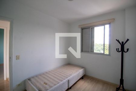 Quarto 2 de apartamento para alugar com 2 quartos, 58m² em Jardim Rizzo, São Paulo