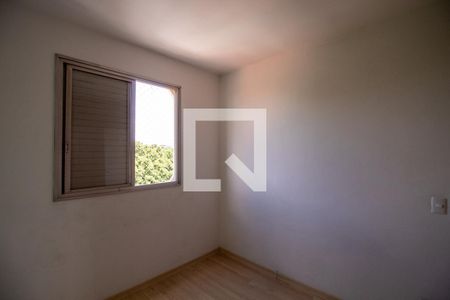 Quarto 1 de apartamento para alugar com 2 quartos, 58m² em Jardim Rizzo, São Paulo