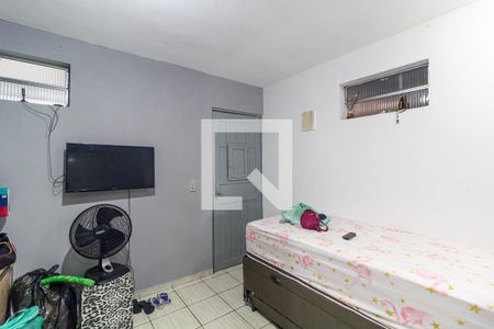 Sala de kitnet/studio para alugar com 1 quarto, 50m² em Conjunto Residencial Jose Boni, São Paulo