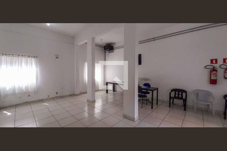 Apartamento à venda com 53m², 2 quartos e sem vaga Apartamento à venda com 53m², 2 quartos e sem vagaÁrea comum - Salão de festas