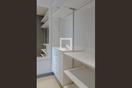 Closet de kitnet/studio para alugar com 1 quarto, 40m² em Saco dos Limões, Florianópolis