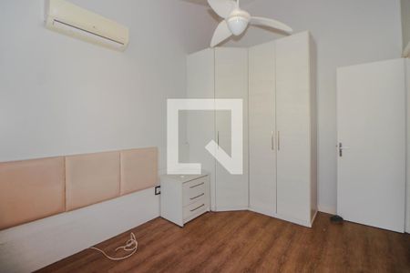 Quarto  de casa de condomínio à venda com 2 quartos, 70m² em Humaitá, Porto Alegre