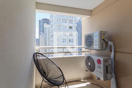 Varanda de apartamento para alugar com 2 quartos, 57m² em Itaim Bibi, São Paulo