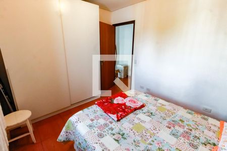 Quarto 1 de casa para alugar com 2 quartos, 83m² em Nucleo Residencial Isabela, Taboão da Serra