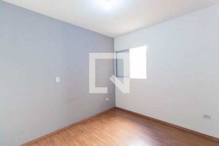 Quarto 1 de apartamento para alugar com 2 quartos, 38m² em Vila Granada, São Paulo