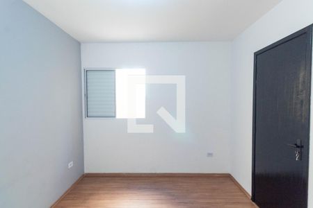 Quarto 1 de apartamento para alugar com 2 quartos, 38m² em Vila Granada, São Paulo