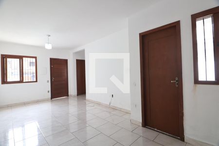 Sala e cozinha  de casa à venda com 2 quartos, 52m² em São José, Canoas