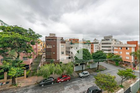 Sala de apartamento à venda com 3 quartos, 70m² em Castelo, Belo Horizonte