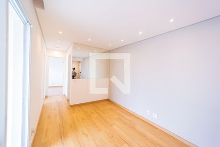 Sala de apartamento para alugar com 2 quartos, 60m² em Vila Penteado, São Paulo