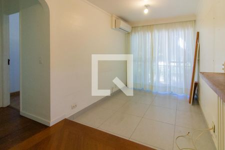 Sala de apartamento para alugar com 2 quartos, 49m² em Alto de Pinheiros, São Paulo