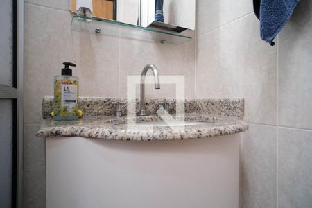 Casa à venda com 74m², 2 quartos e 2 vagas Casa à venda com 74m², 2 quartos e 2 vagasBanheiro Quarto 1