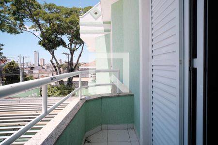 Casa à venda com 74m², 2 quartos e 2 vagas Casa à venda com 74m², 2 quartos e 2 vagasVaranda