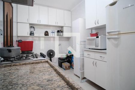 Casa à venda com 74m², 2 quartos e 2 vagas Casa à venda com 74m², 2 quartos e 2 vagasCozinha