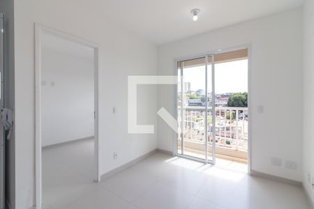 Sala de apartamento para alugar com 2 quartos, 39m² em Vila Diva, São Paulo