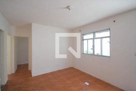 Sala de casa para alugar com 2 quartos, 70m² em Cabral, Nilópolis