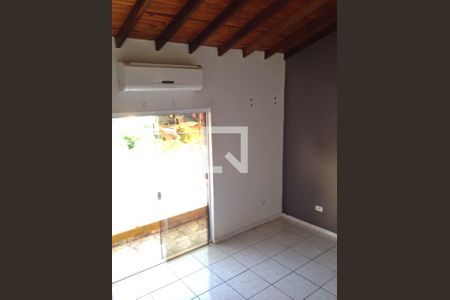 Sala de casa à venda com 2 quartos, 150m² em Jardim Celeste, São Paulo