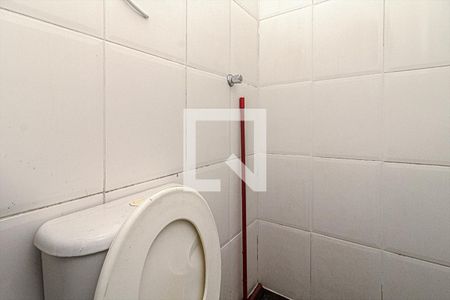 Banheiro de kitnet/studio para alugar com 1 quarto, 20m² em Aclimação, São Paulo