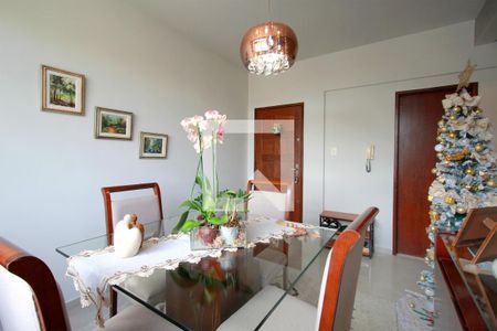 Sala de apartamento à venda com 3 quartos, 70m² em Padre Eustáquio, Belo Horizonte